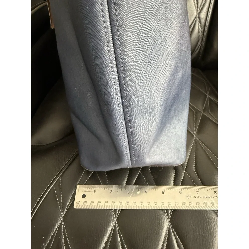 Michael Kors Jet Set Purse Handbag Tote Center Stripe Navy White Dust Bag